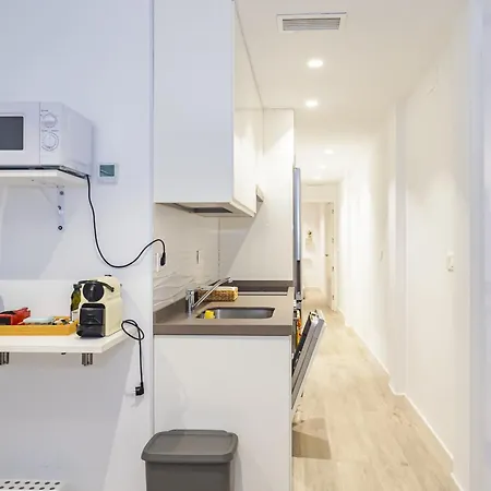 Cubo's Front Line Beach Apartment